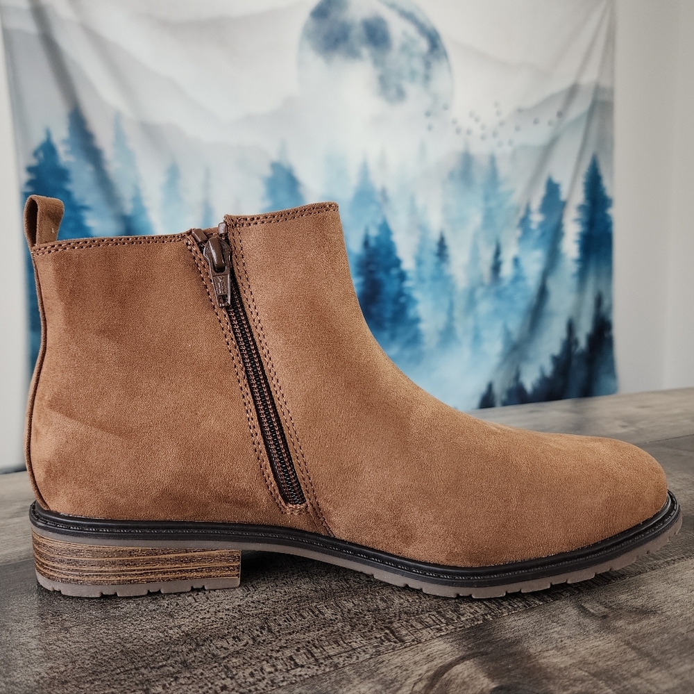 Sonoma Lottiee Chelsea Boots Cognac Women's Size 8.5 NWT - Picture 5 of 10